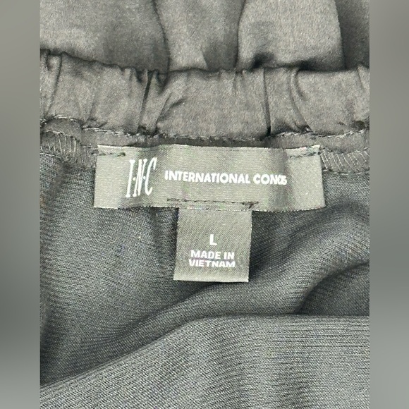 INC International Concepts Black Satin Feel Sleeveless Tiered Maxi Dresse Sz L - Picture 3 of 3